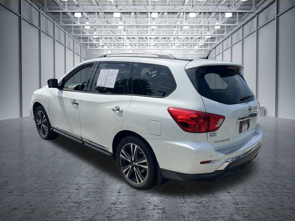 Used 2017 Nissan Pathfinder Platinum FWD image 8