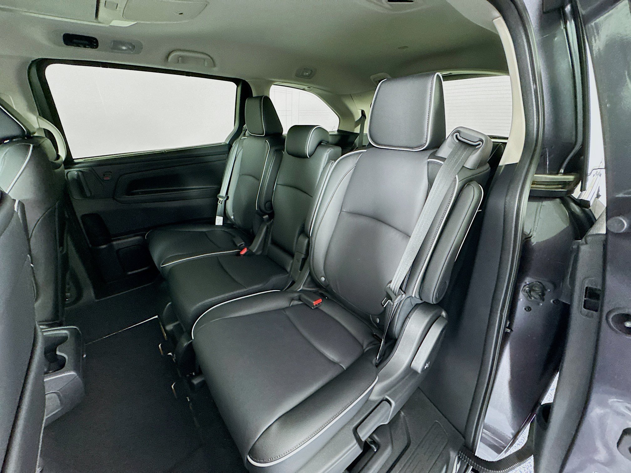 New 2026 Honda Odyssey Touring image 25