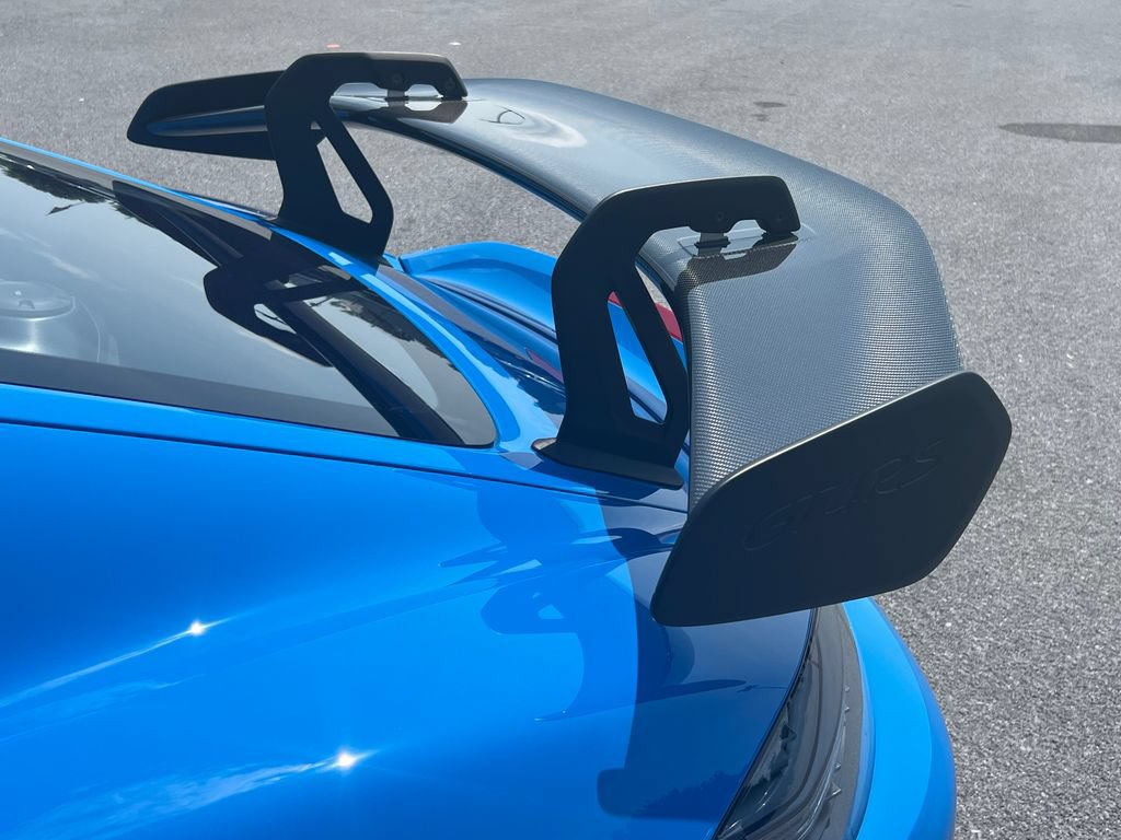 Used 2025 Porsche 718 Cayman GT4 RS w/ Weissach Package RWD image 14