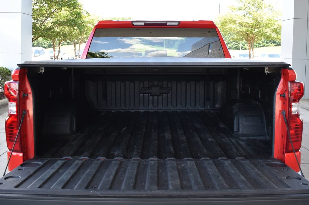 Used 2022 Chevrolet Silverado 1500 LT AWD/4WD image 11