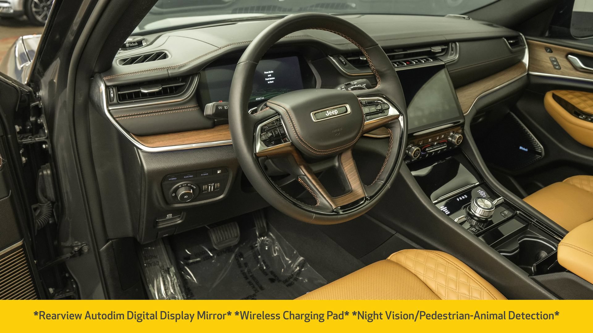 Used 2022 Jeep Grand Cherokee Summit w/ Advanced Protech Group IV AWD/4WD image 5