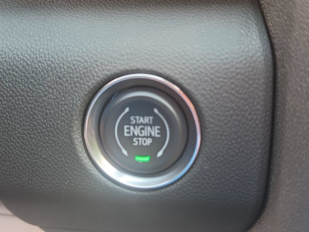 New 2026 GMC Acadia Denali w/ Super Cruise Package FWD image 23