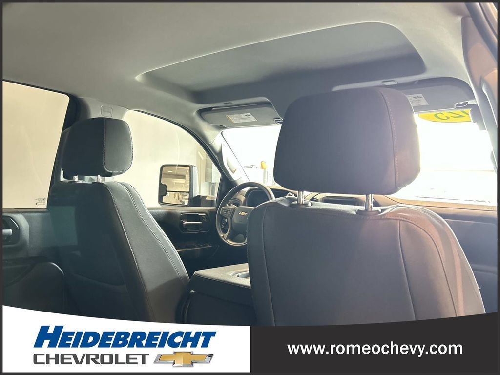 Used 2025 Chevrolet Silverado 2500 Custom w/ Custom Convenience Package AWD/4WD image 30