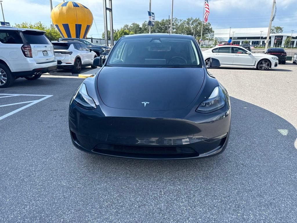 Used 2024 Tesla Model Y Long Range RWD image 2