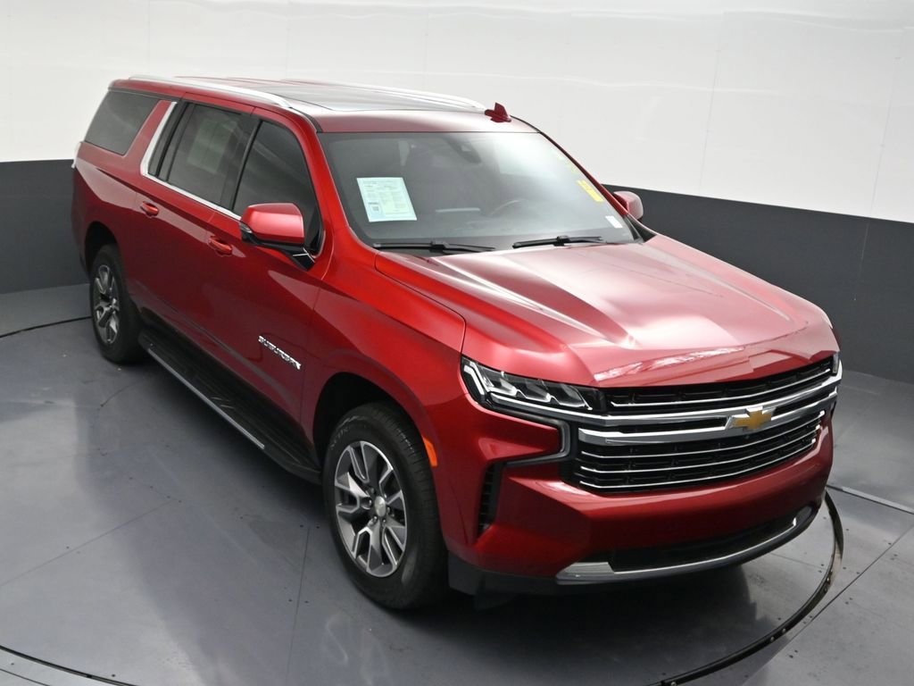Used 2022 Chevrolet Suburban LT w/ LT Signature Package image 23