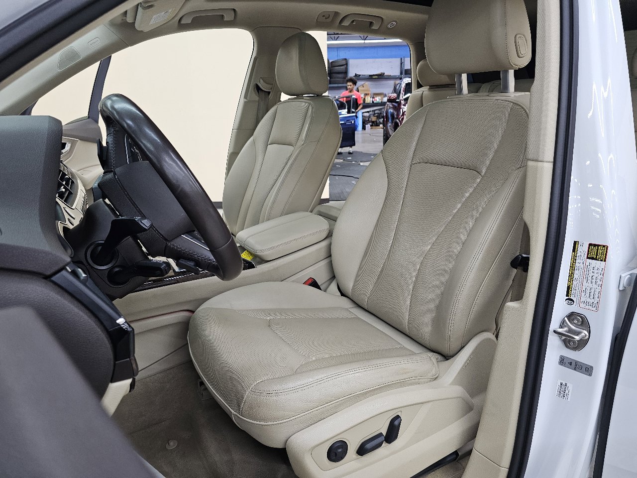 Used 2018 Audi Q7 3.0T Prestige w/ Prestige Package image 17