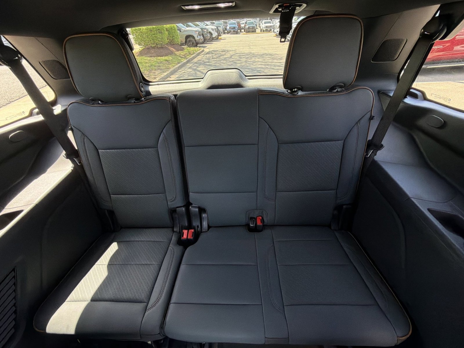 New 2026 GMC Yukon AT4 w/ AT4 Premium Plus Package AWD/4WD image 26