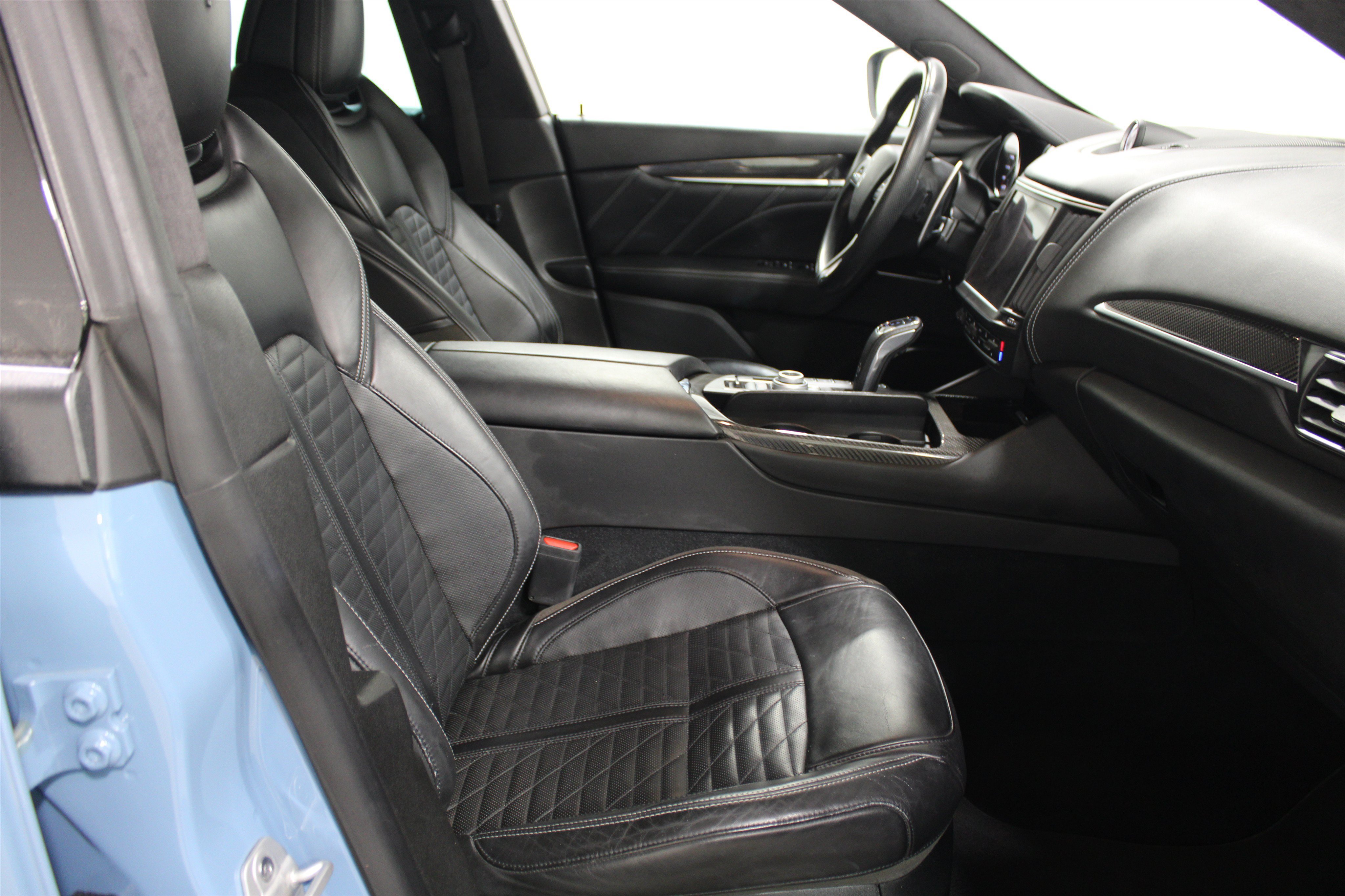 Used 2023 Maserati Levante Modena AWD/4WD image 23