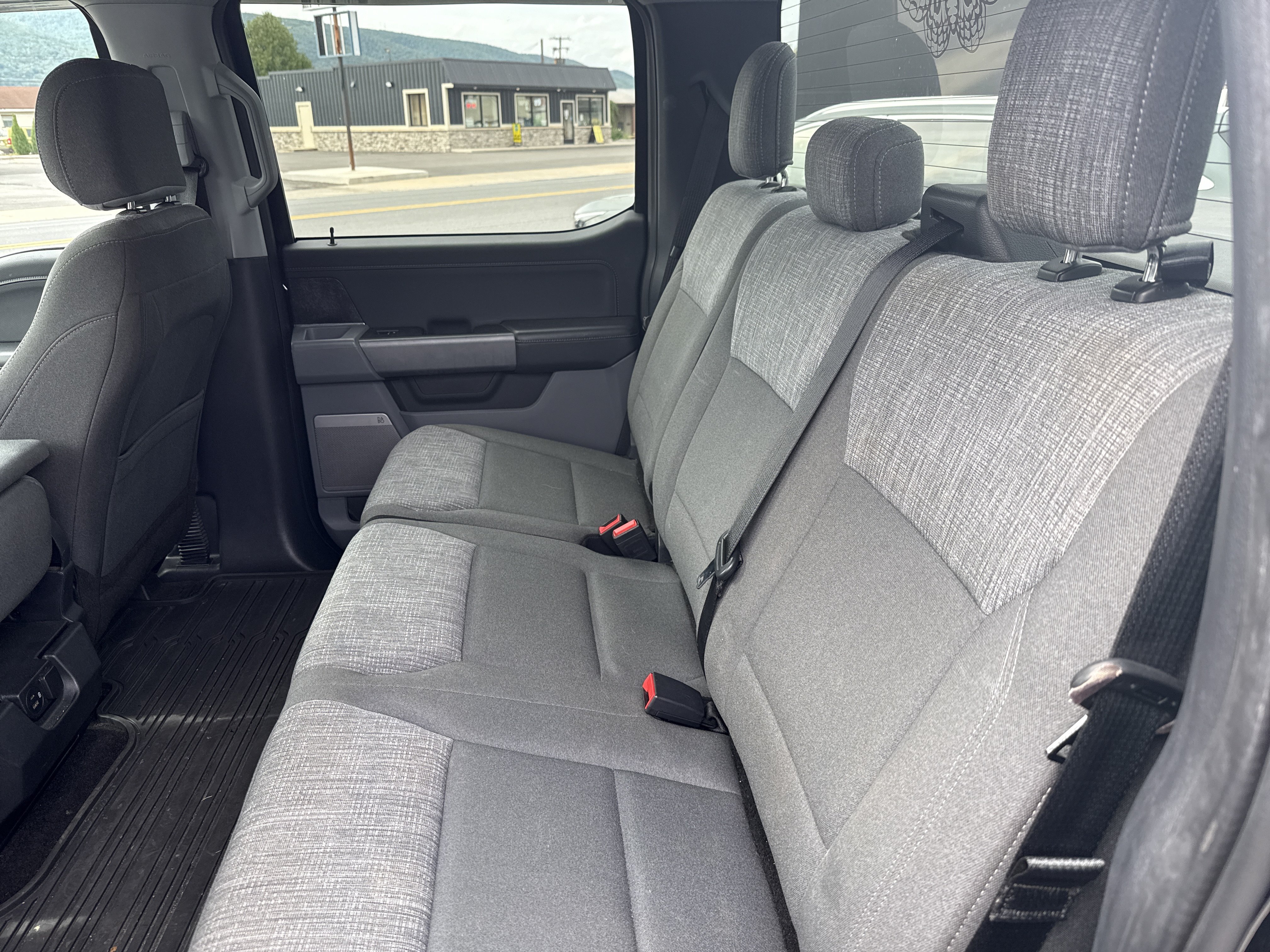 Used 2021 Ford F150 XLT w/ Equipment Group 302A High AWD/4WD image 13