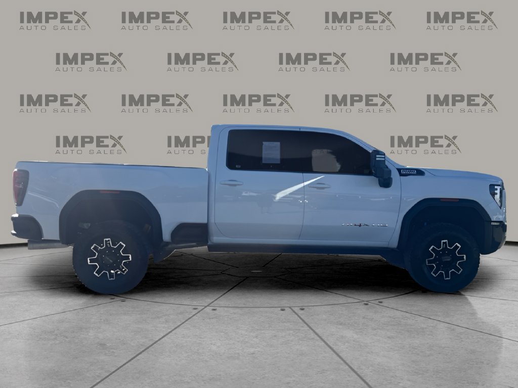Used 2025 GMC Sierra 2500 AT4X AWD/4WD image 9