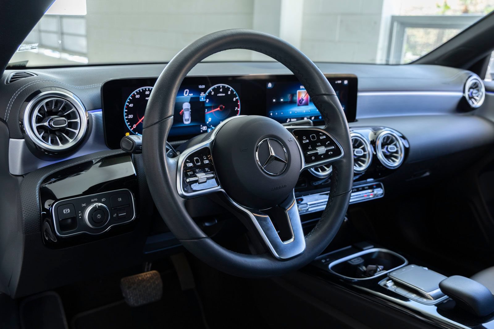 Used 2023 Mercedes-Benz CLA 250 image 15