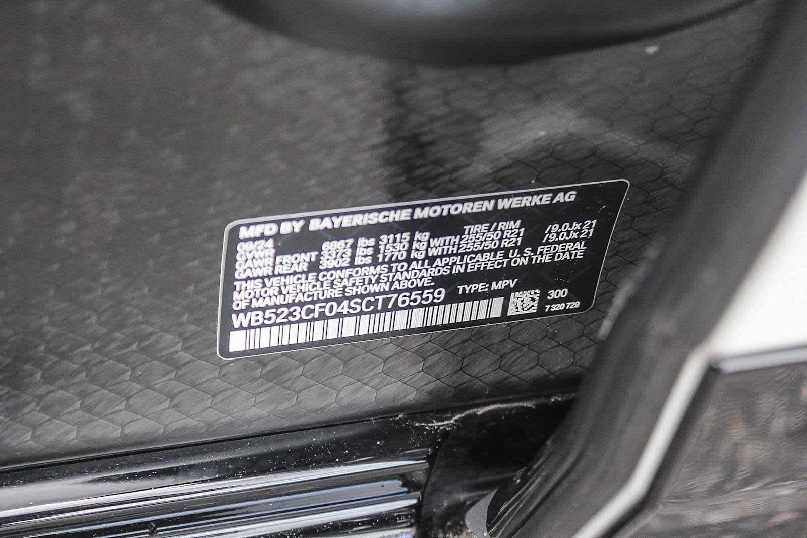 Used 2025 BMW iX xDrive50 image 40