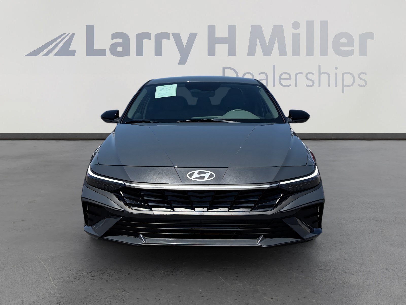 Certified 2025 Hyundai Elantra Sport FWD image 9