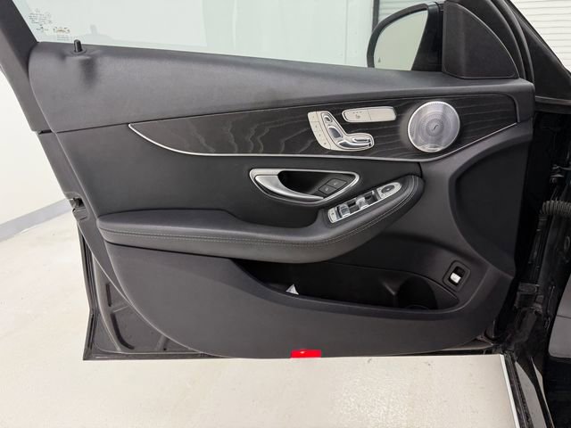 Used 2017 Mercedes-Benz C 300 Sedan image 16