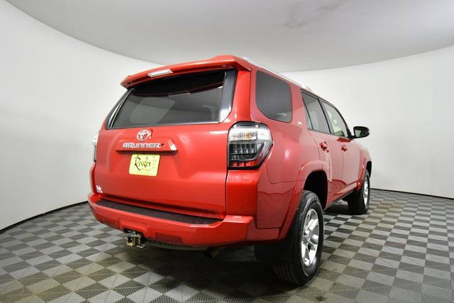 Used 2015 Toyota 4Runner SR5 image 11