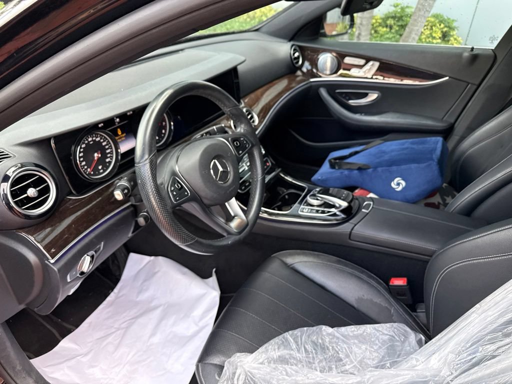 Used 2017 Mercedes-Benz E 300 image 6