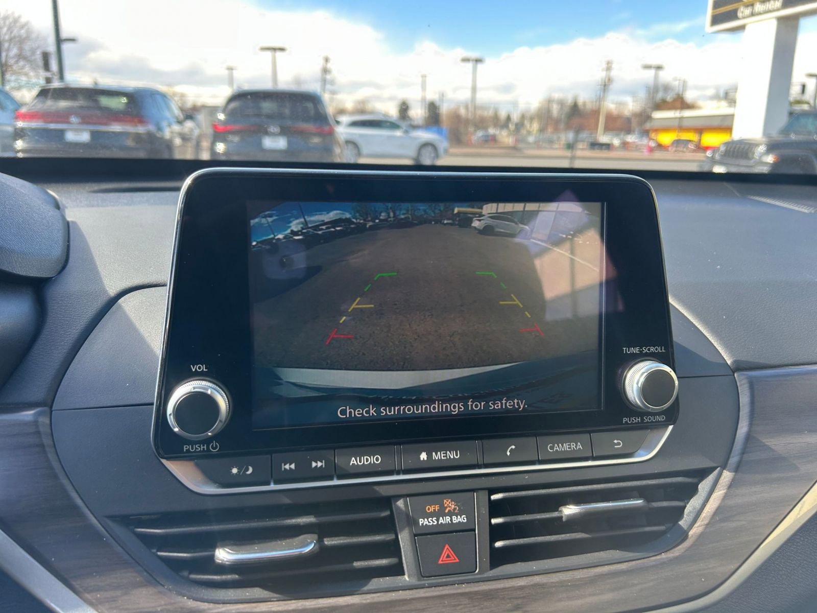 Used 2025 Nissan Altima 2.5 SV image 22