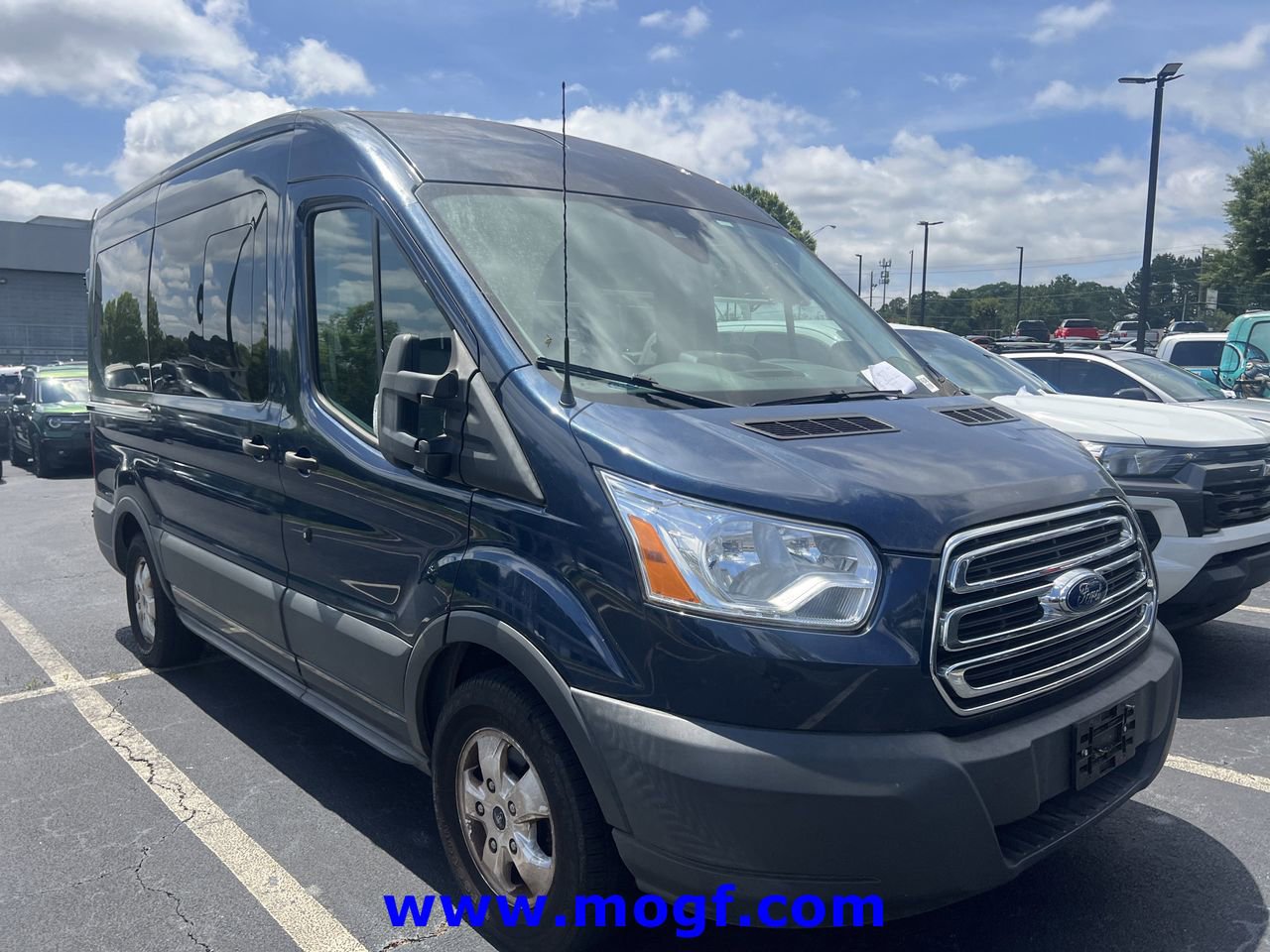 Used 2018 Ford Transit 150 XLT RWD image 2