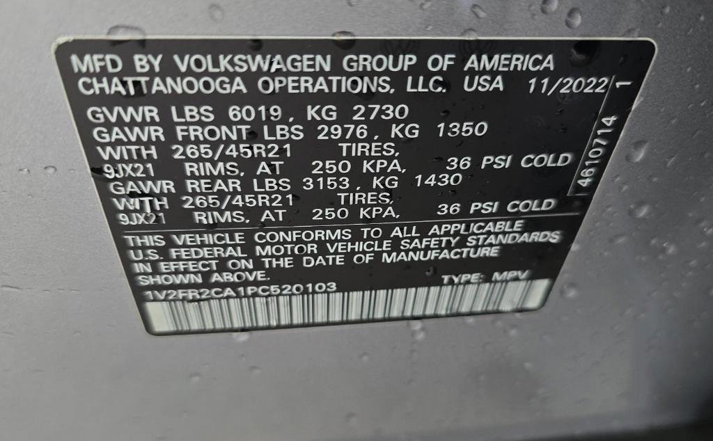 Used 2024 Volkswagen Tiguan SE R-Line FWD image 18