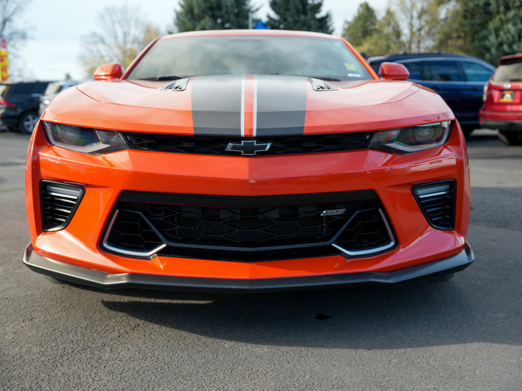 Used 2018 Chevrolet Camaro SS w/ Hot Wheels Edition image 17