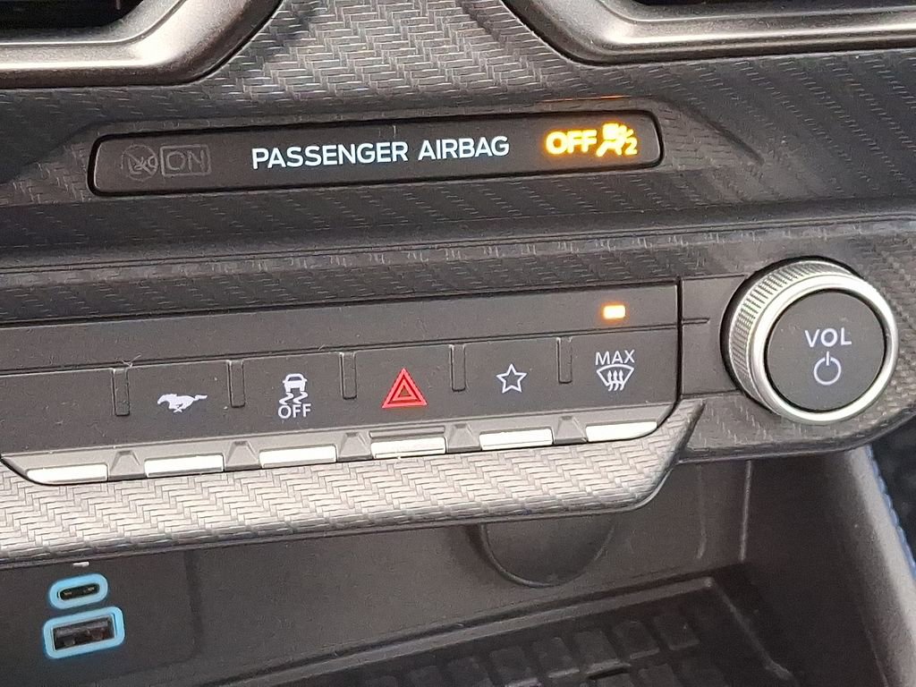 Used 2024 Ford Mustang Dark Horse image 17