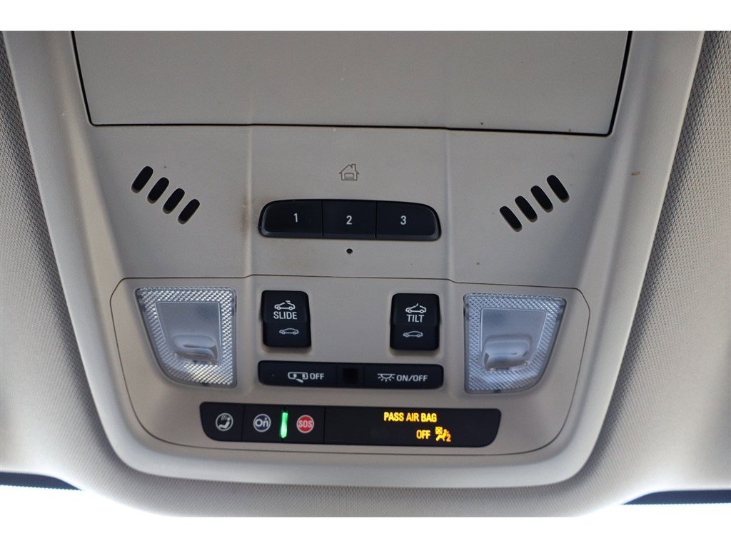 Used 2021 Buick Enclave Premium w/ Sun and Sites Package FWD image 46