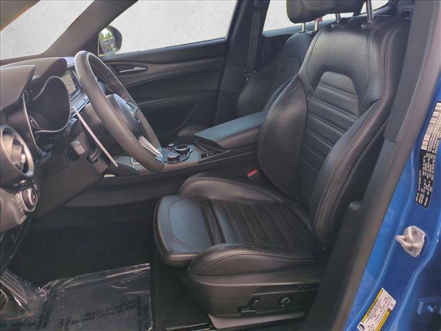 Used 2018 Alfa Romeo Stelvio Ti Sport image 16
