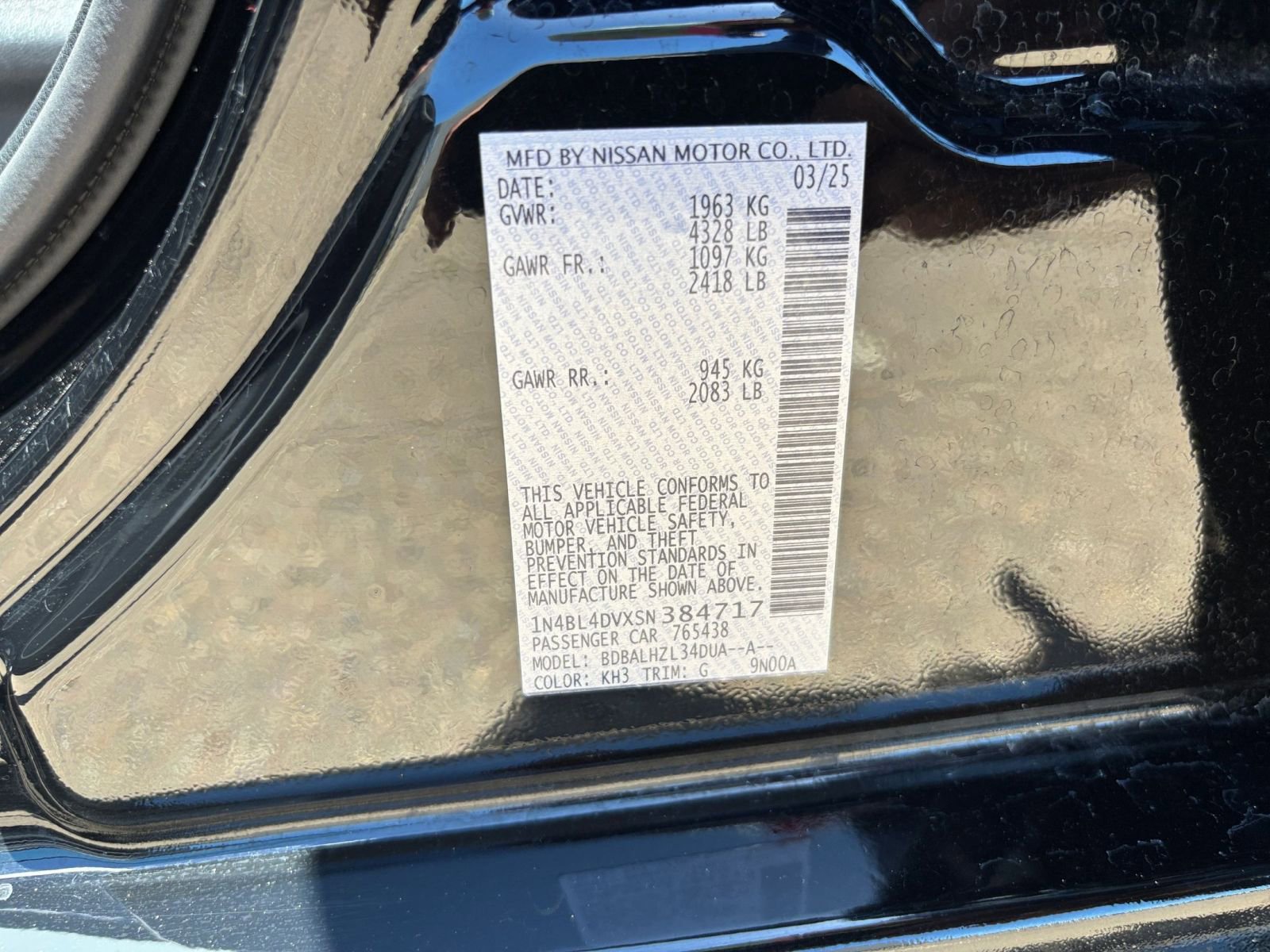 Used 2025 Nissan Altima 2.5 SV FWD image 29