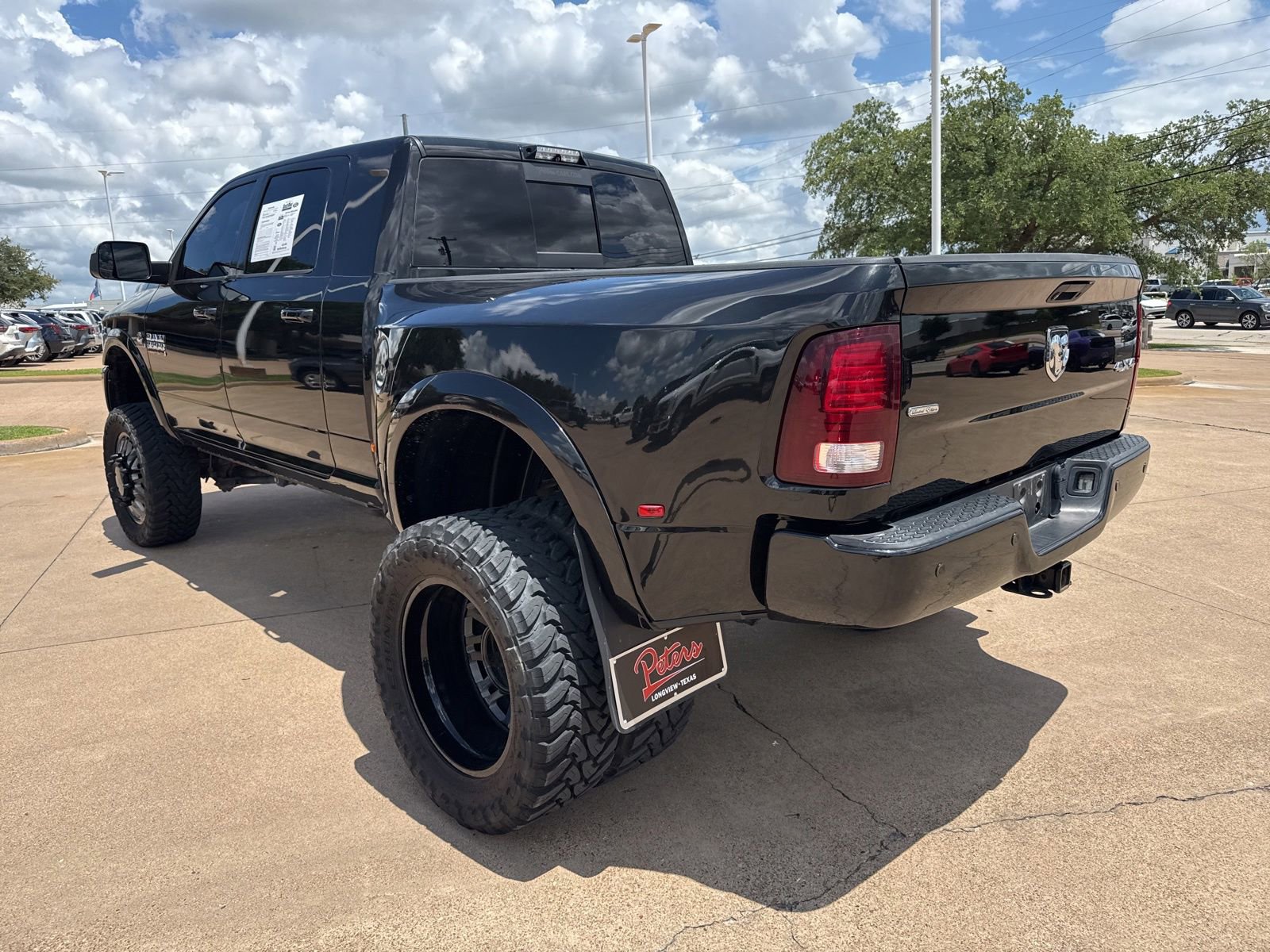 Used 2018 RAM 3500 Laramie w/ Sport Appearance Group AWD/4WD image 5