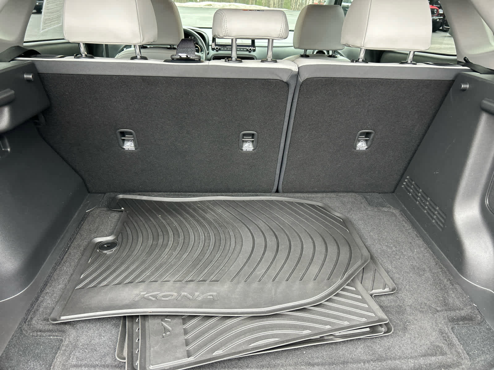 Used 2022 Hyundai Kona Limited image 33