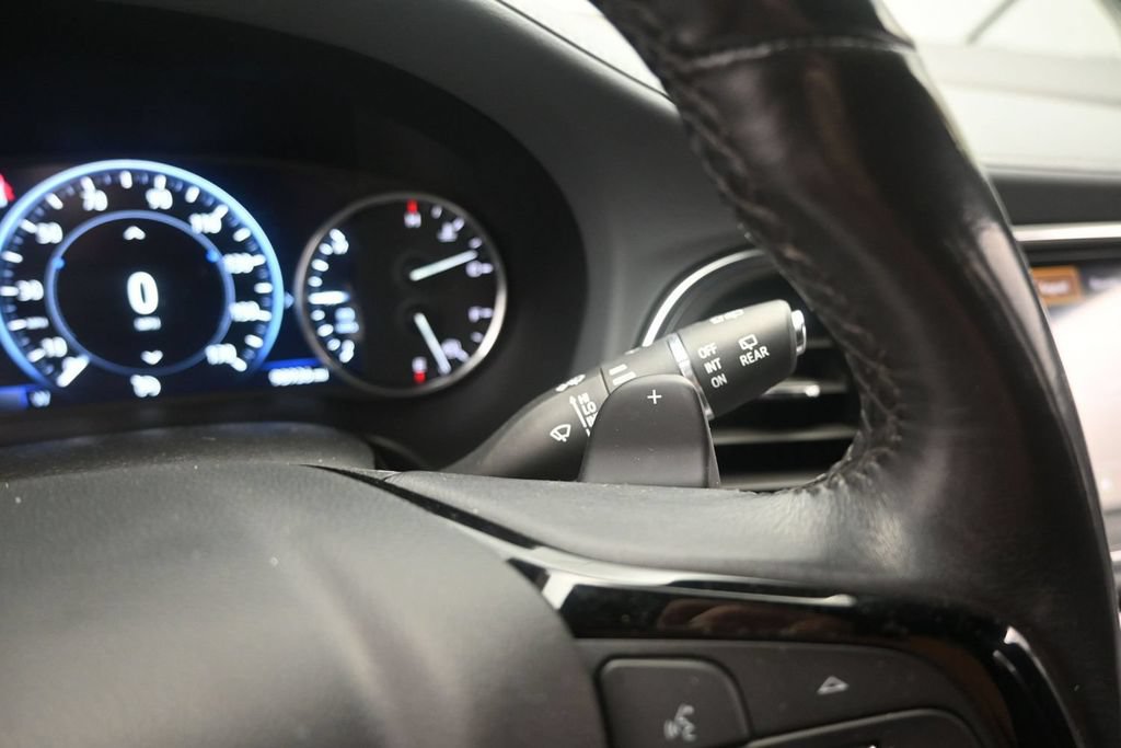 Used 2022 Buick Enclave Premium FWD image 35