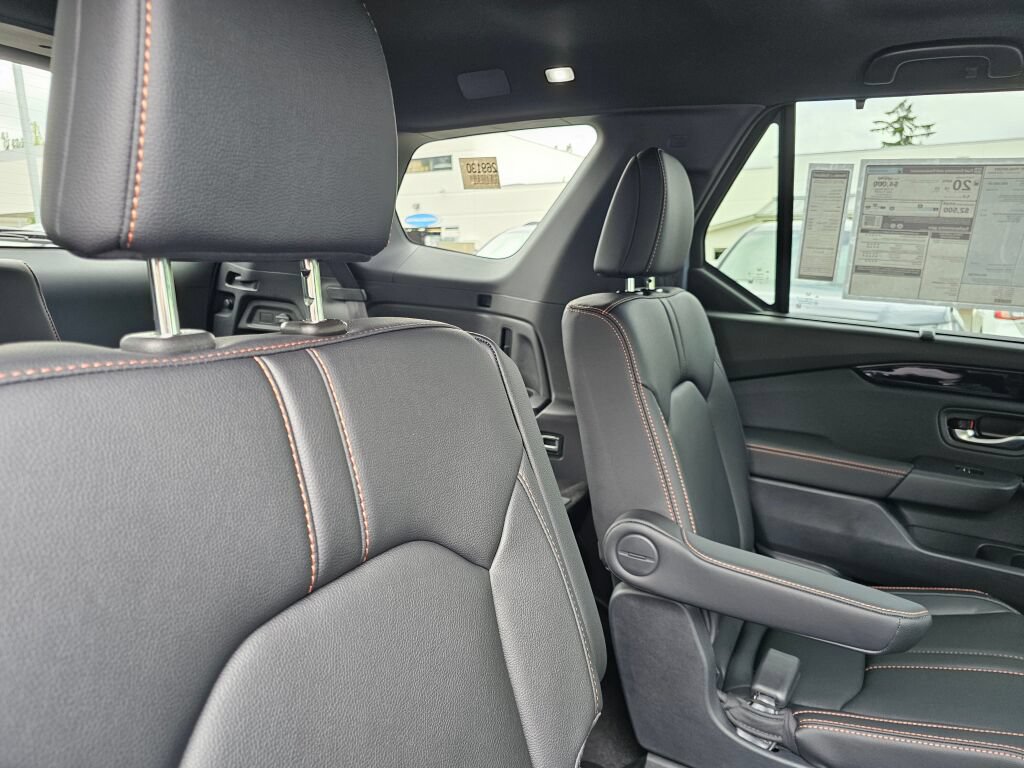 New 2026 Honda Pilot TrailSport image 12