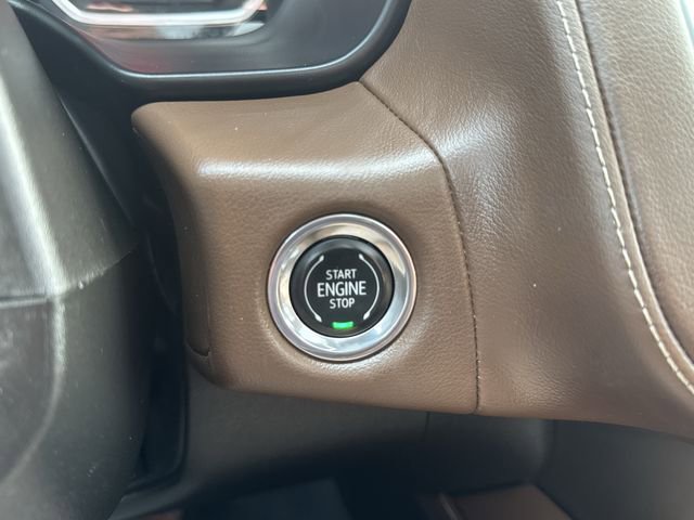 Certified 2021 Chevrolet Suburban High Country w/ Premium Package image 17