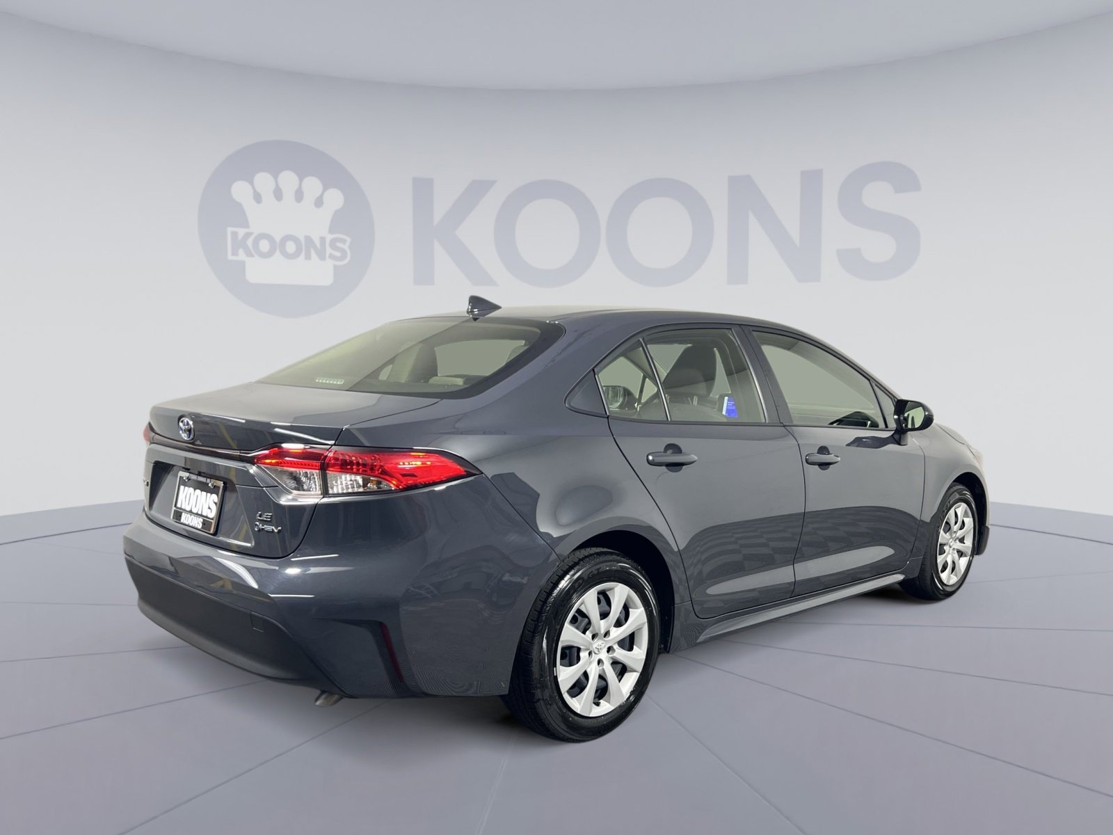 Used 2025 Toyota Corolla LE image 7