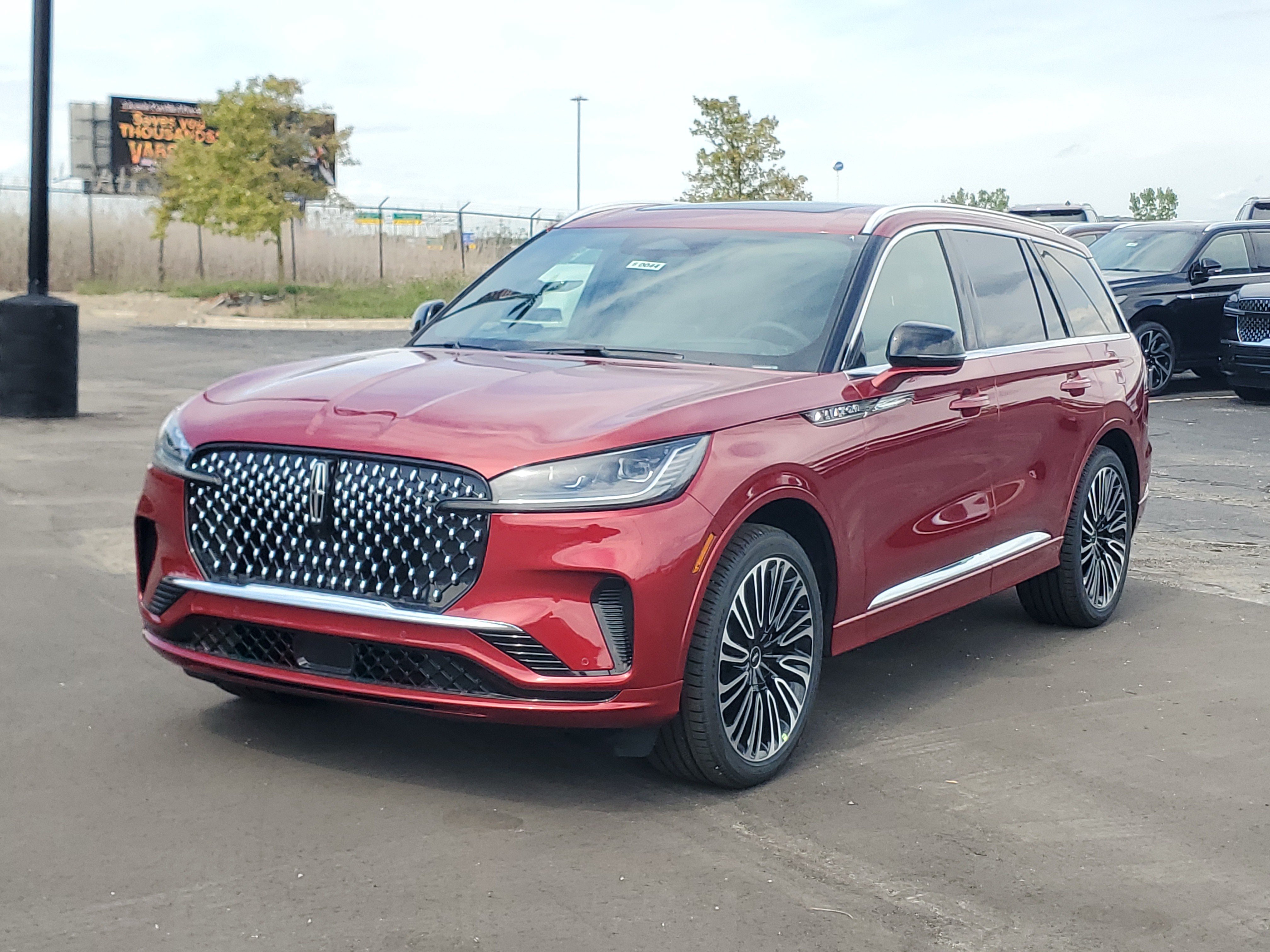 New 2027 Lincoln Aviator Black Label w/ Dynamic Handling Package AWD/4WD video 2