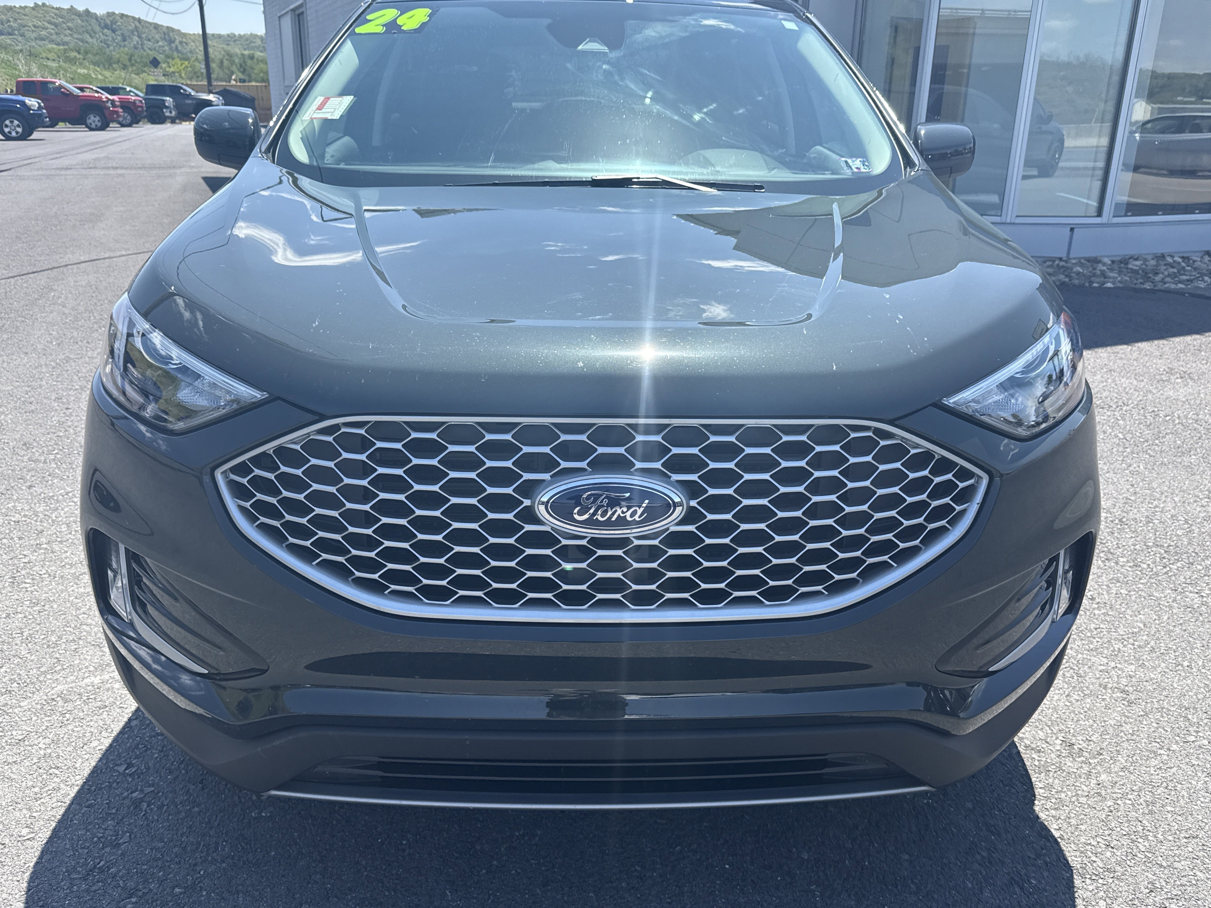 Used 2024 Ford Edge SEL w/ Convenience Package AWD/4WD image 7