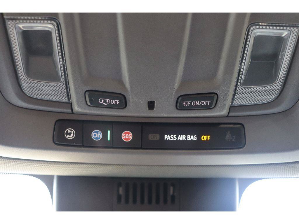 Certified 2026 Chevrolet Silverado 1500 RST AWD/4WD image 19