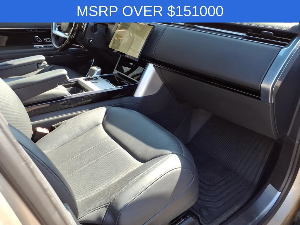 Used 2024 Land Rover Range Rover SE AWD/4WD image 13