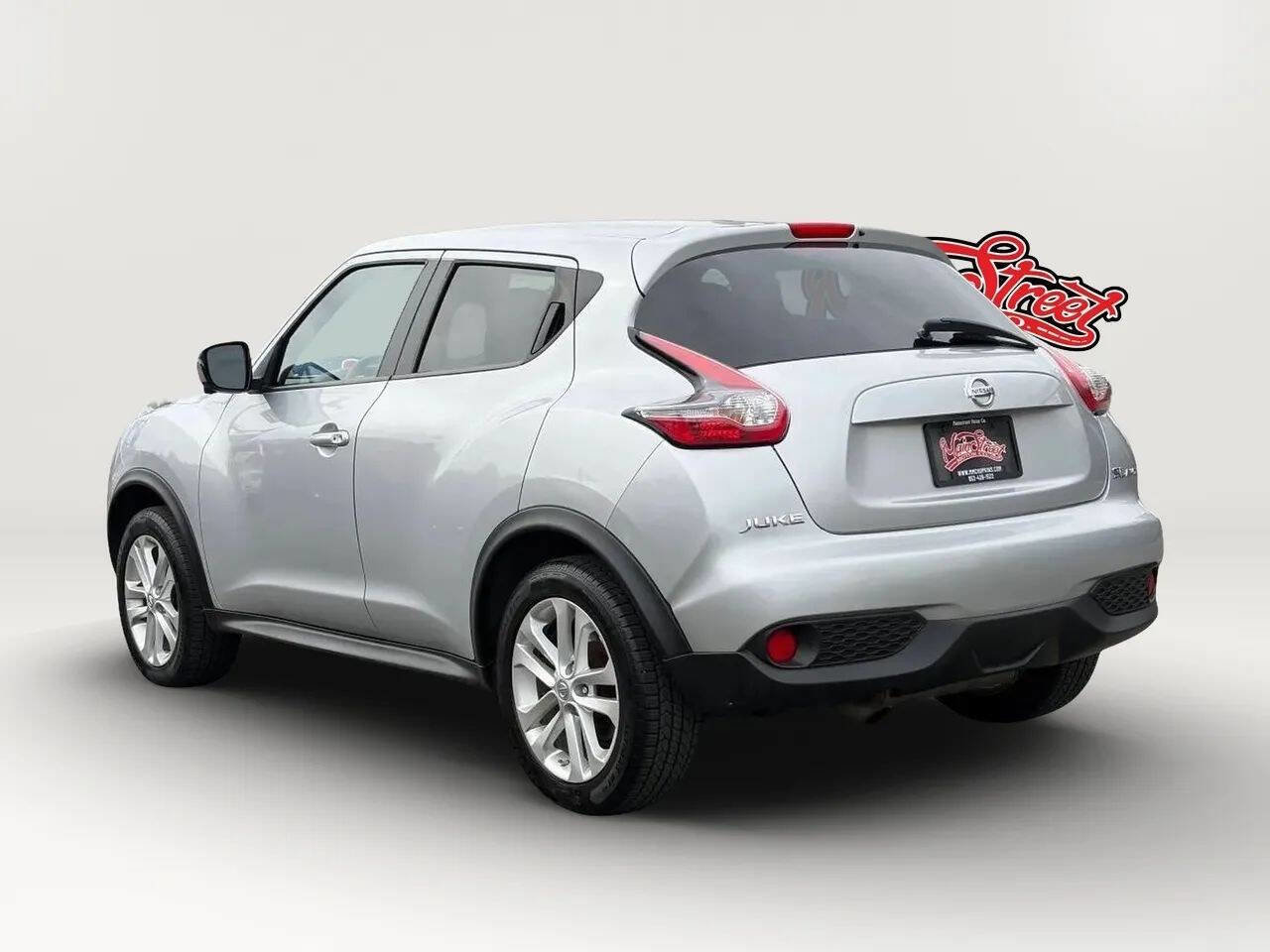 Used 2015 Nissan Juke SL image 5