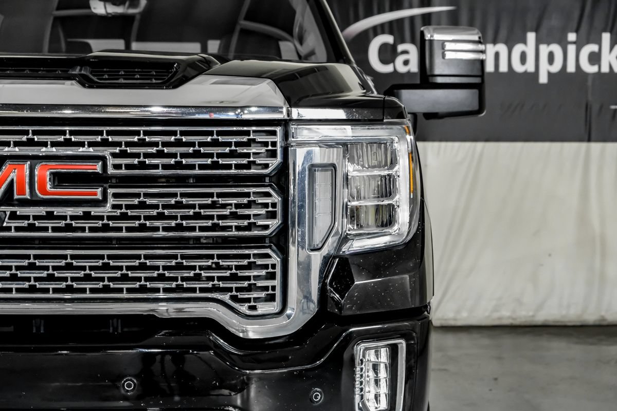 Used 2022 GMC Sierra 2500 Denali w/ Denali Black Diamond Edition AWD/4WD image 41