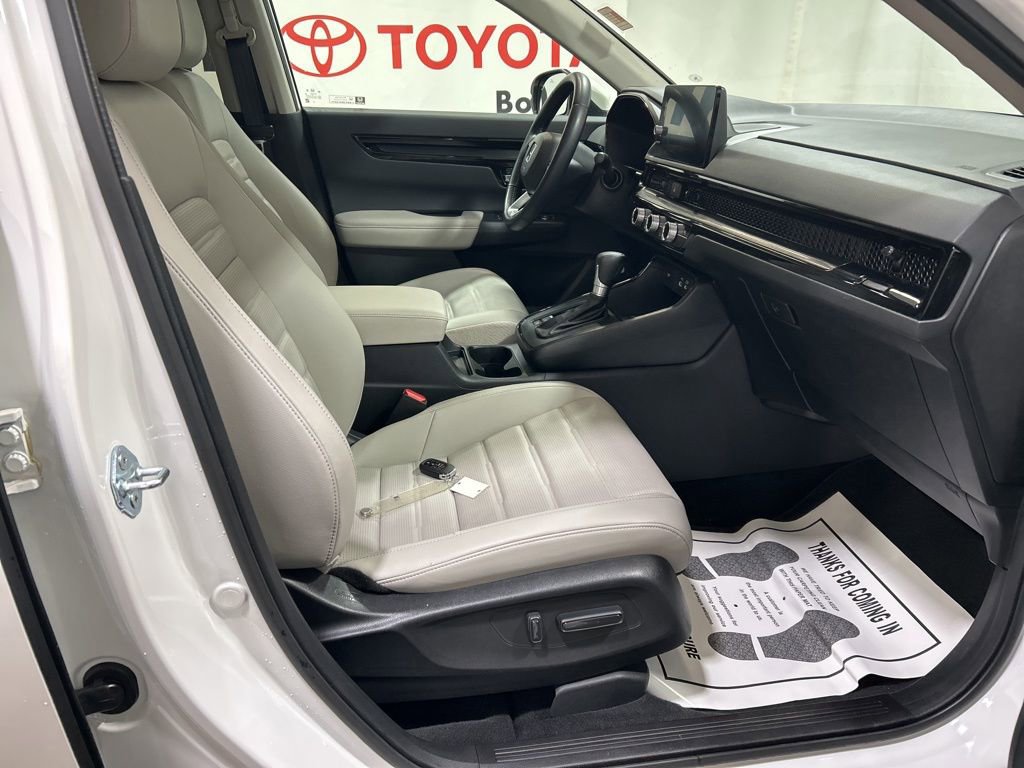 Used 2025 Honda CR-V EX-L image 11