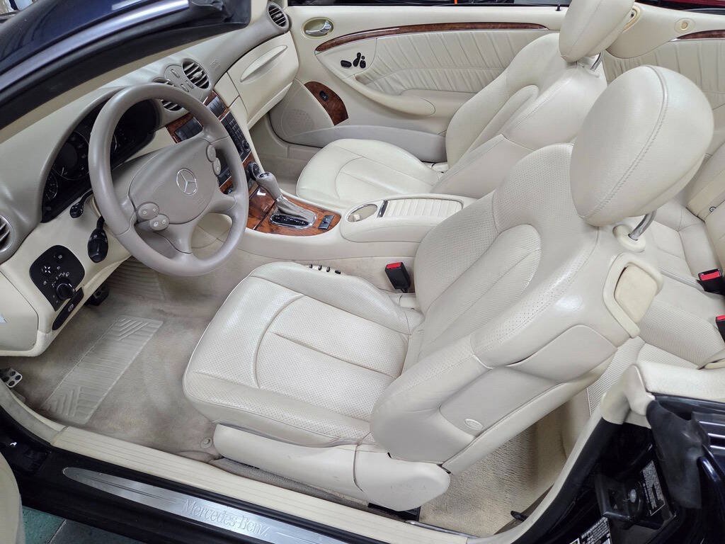 Used 2008 Mercedes-Benz CLK 350 Cabriolet image 17