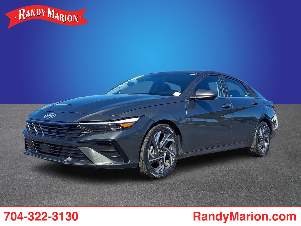 Used 2025 Hyundai Elantra SEL FWD image 1