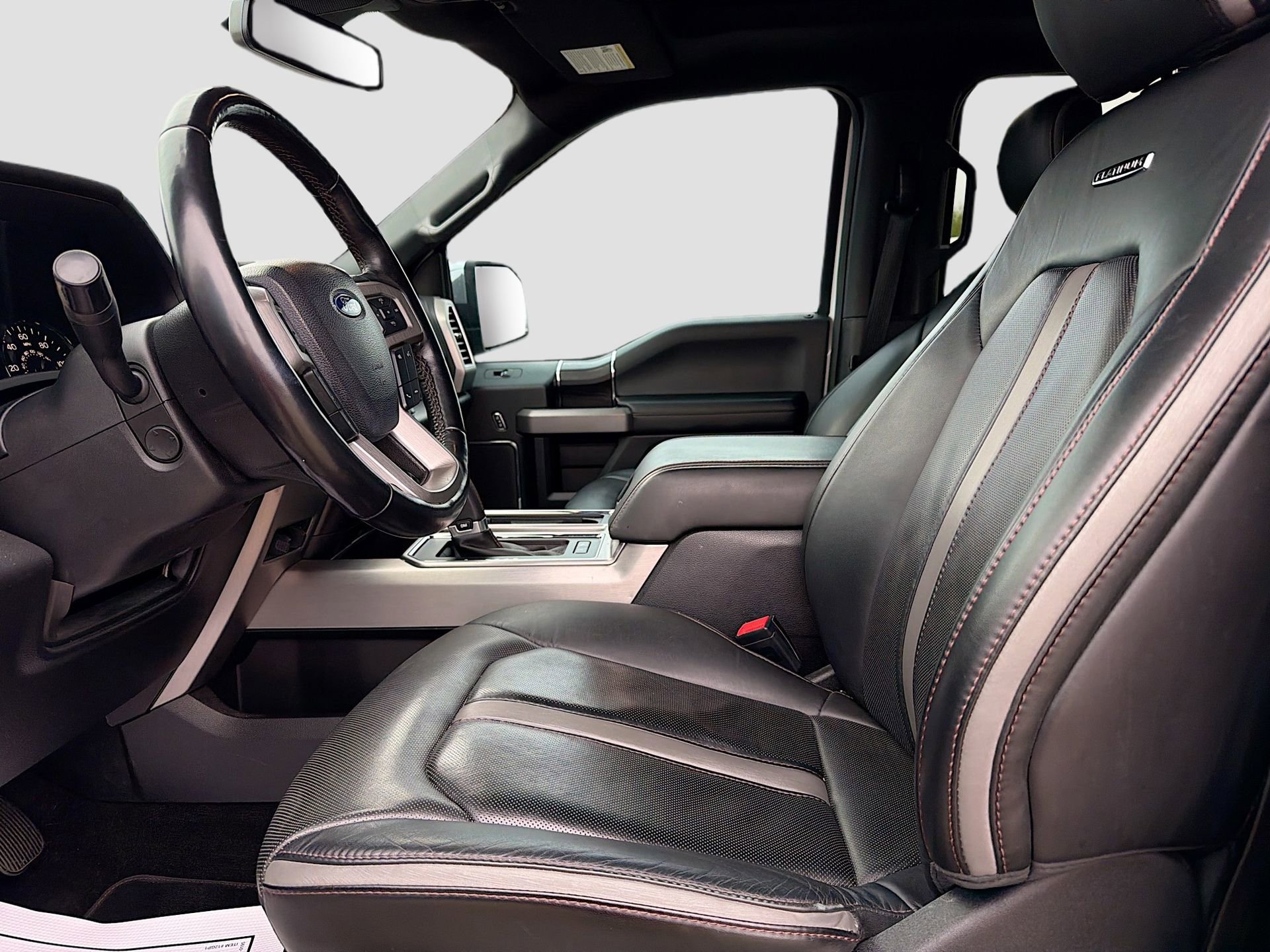 Used 2018 Ford F150 Platinum w/ Equipment Group 701A Luxury AWD/4WD image 26