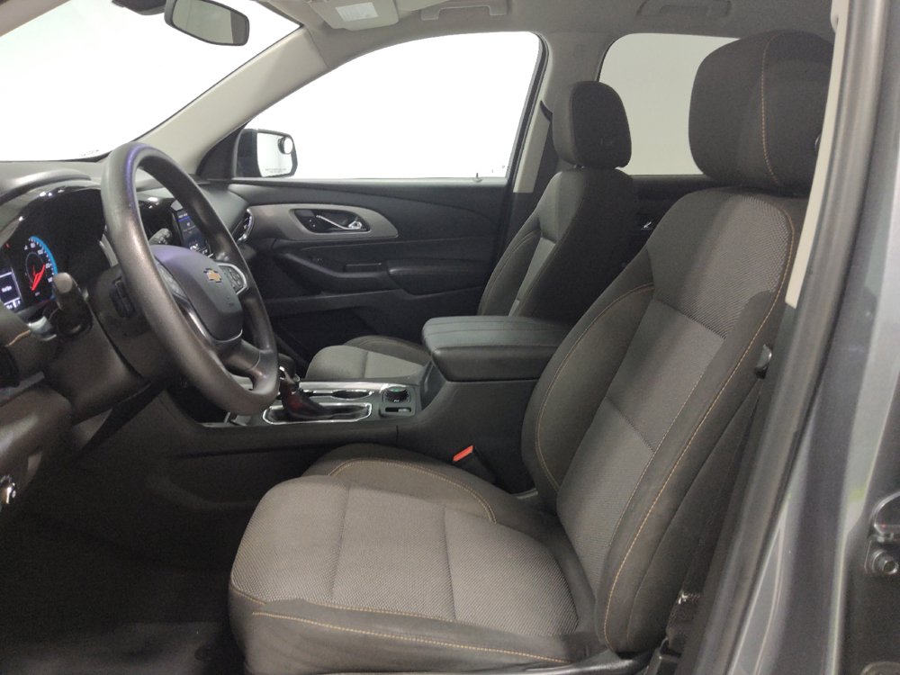Used 2021 Chevrolet Traverse LS FWD image 17