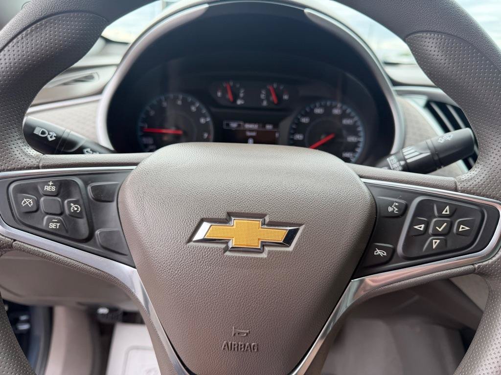 Used 2019 Chevrolet Malibu LS FWD image 26