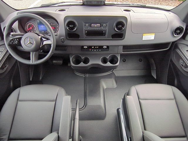 Used 2026 Mercedes-Benz Sprinter 2500 image 15