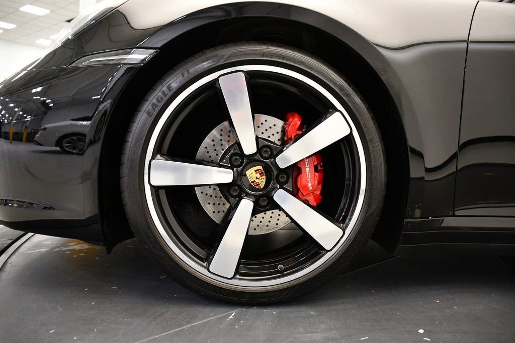 Used 2021 Porsche 911 Carrera image 16