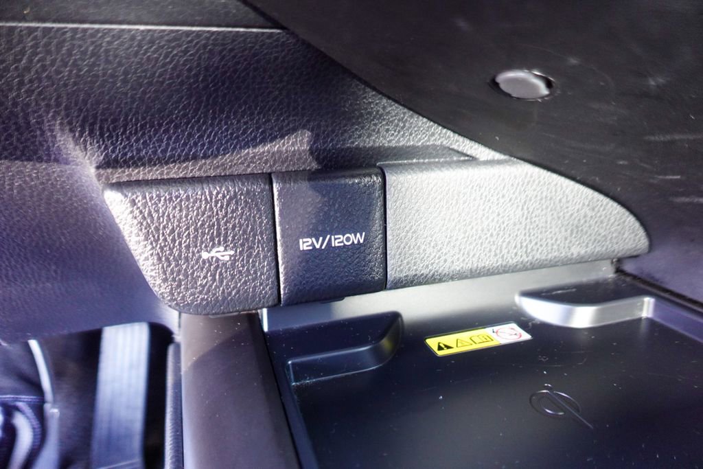 Used 2023 Toyota Camry XLE image 20