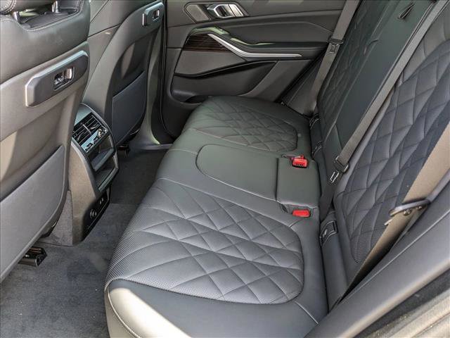 Used 2026 BMW X5 xDrive50e w/ M Sport Package image 17
